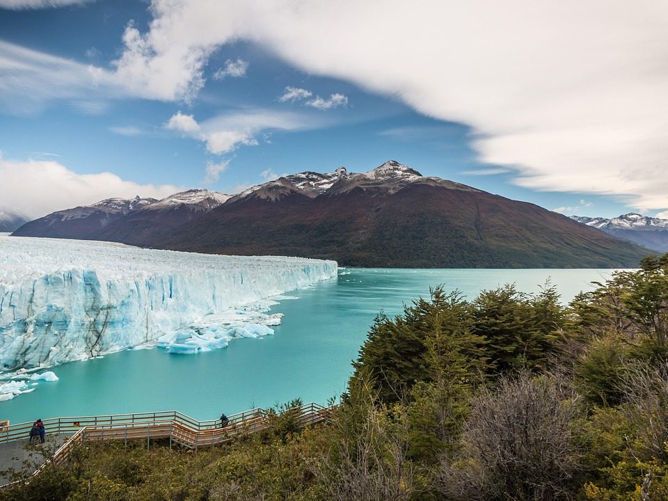 Tether Expands Horizons: Investment in Argentine Neobank Ualá Signals Latin American Ambitions