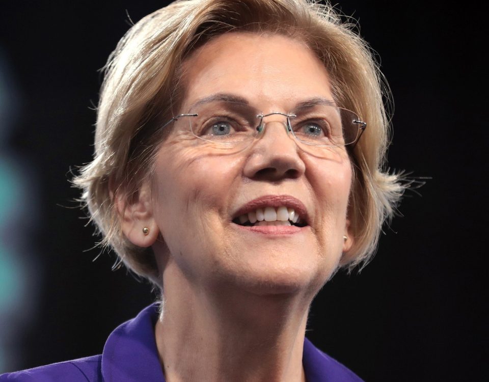 Senator Elizabeth Warren Demands Transparency in Trump’s Crypto Earnings Ahead of CLARITY Act Debate