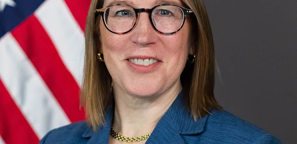SEC Commissioner Hester Peirce Raises Concerns Over Onchain Vaults and Lending Strategies