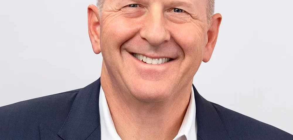 Goldman Sachs CEO's Backing of CLARITY Act: A Turning Point for Crypto Regulation?