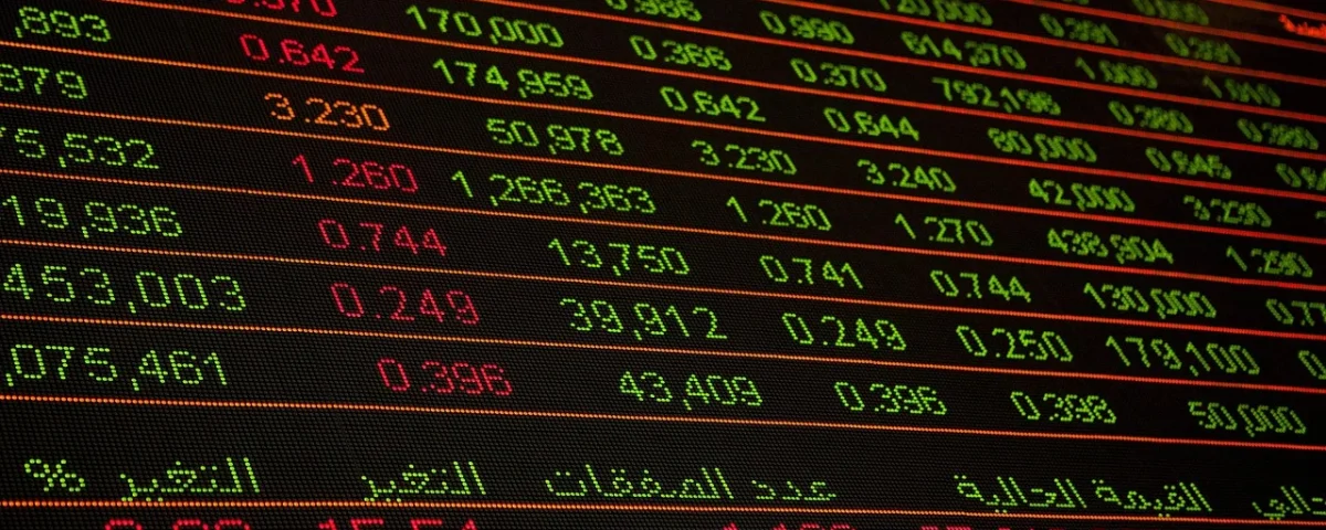 Financial graph uptrend momentum
